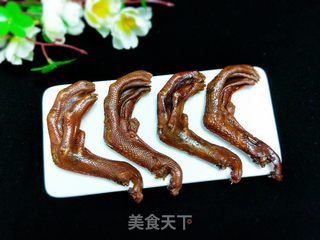 卤鸭掌的做法步骤:11