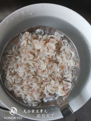 韭菜鸡蛋虾皮水煎包的做法步骤:9