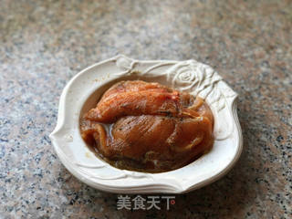香煎鸡胸肉的做法步骤:3