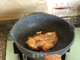 香煎鸡胸肉的做法步骤:7