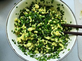 韭菜绿豆煎饼盒子的做法步骤:7