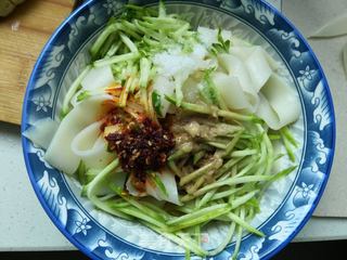 免洗面凉皮的做法步骤:15