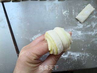 葱油小花卷的做法步骤:17