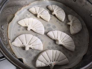 绿豆面荷叶夹的做法步骤:10