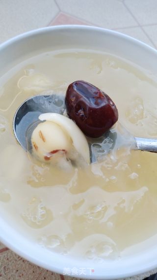 红枣银耳莲子羹的做法步骤:7