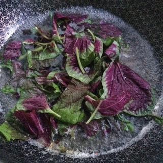 辣萝卜干苋菜汤的做法步骤：4