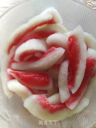 腌制脆甜的西瓜皮的做法步骤:4