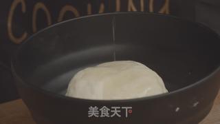 一看就会的螺蛳粉馅饼的做法步骤:2