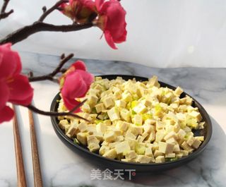 夏天的下酒菜:简单快手好吃的小葱拌豆腐的做法步骤:6