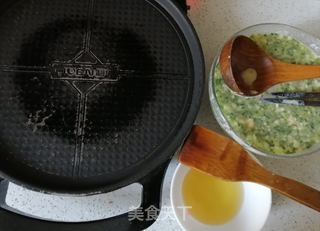 鸡蛋香葱饼的做法步骤:4