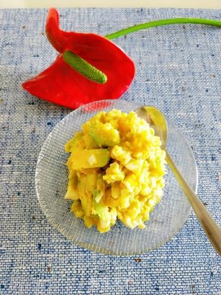 鸡蛋土豆牛油果沙拉的做法步骤：5