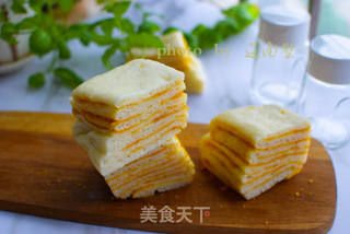 蛋黄千层糕的做法步骤:11