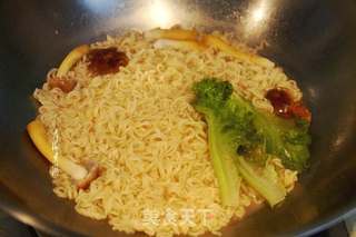 煮方便面的做法步骤:6