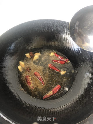 爆炒海螺片的做法步骤：3