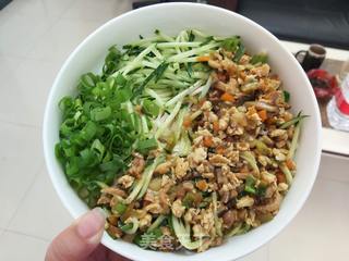 鲜味炸酱面的做法步骤:19