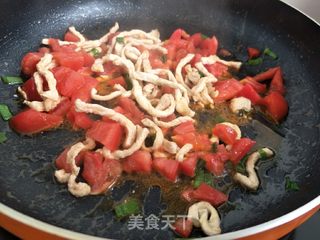 “酸甜美食”酸辣肉丝汤的做法步骤:6