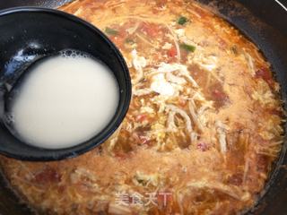 “酸甜美食”酸辣肉丝汤的做法步骤:9