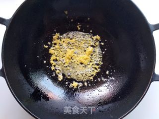 青菜咸肉炒饭的做法步骤:3