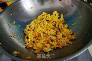 蒲公英鸡蛋馅水饺的做法步骤:3