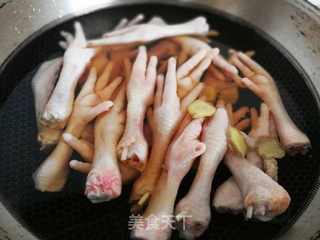 旅行好搭档——卤鸡爪的做法步骤:2