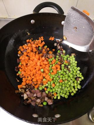蔬菜腊肉饭的做法步骤:6
