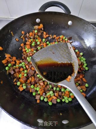 蔬菜腊肉饭的做法步骤:7
