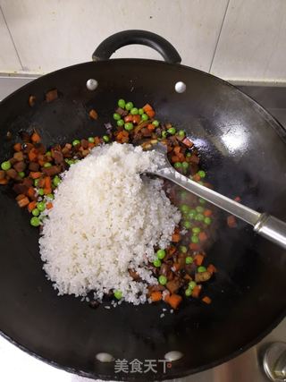 蔬菜腊肉饭的做法步骤:8