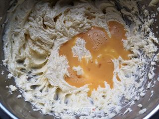 杏仁小酥饼的做法步骤:4