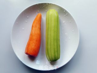 西葫芦饼的做法步骤:2