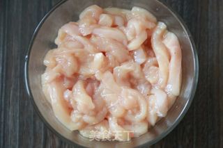 小煎仔鸡的做法步骤：1