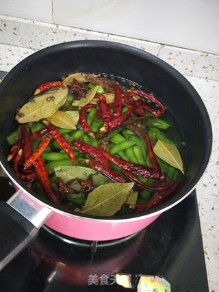 五香毛豆的做法步骤:5