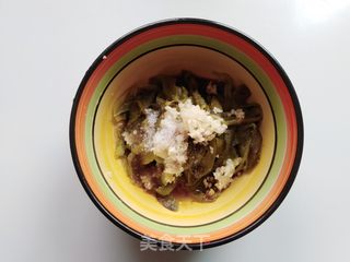 青椒拌皮蛋的做法步骤:6