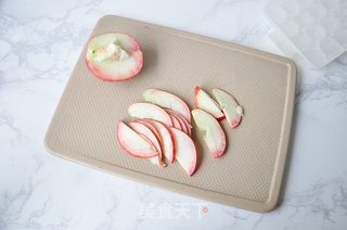蜜桃醋栗特饮的做法步骤:3