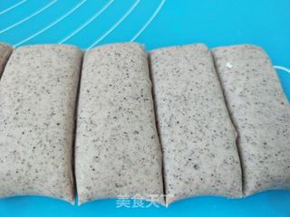 黑香米面火腿花卷的做法步骤:9