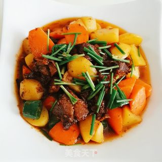 牛腩烧土豆和胡萝卜的做法步骤:20
