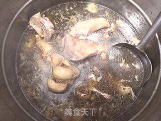 醇香牛肉酸汤面——贵州贵阳.开芯苞谷的做法步骤:5