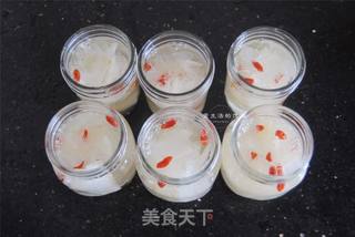 梨肉银耳润肺饮的做法步骤:5