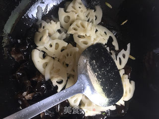 木耳藕片的做法步骤：3