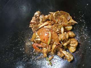 蟹焖鸡的做法步骤：8
