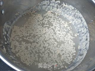 三合面彩豆卷的做法步骤:3