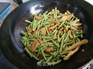 豇豆角焖面的做法步骤:5