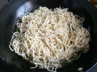 豇豆角焖面的做法步骤:8