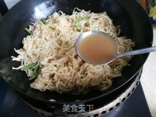 豇豆角焖面的做法步骤:9