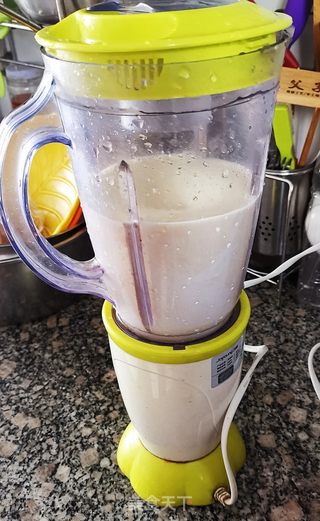 凉拌鸡蛋豆腐的做法步骤:2