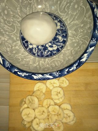 糯米香蕉饼的做法步骤:2