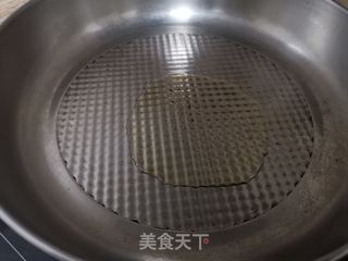 牛牛的减肥餐—煎鸡胸的做法步骤:3