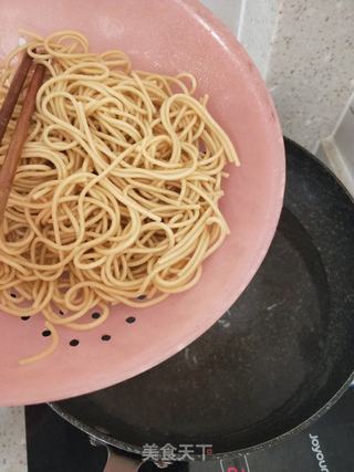热干面的做法步骤:10