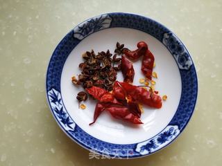 辣味花生的做法步骤:2
