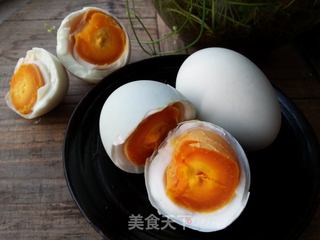 自制流沙咸蛋的做法步骤:13