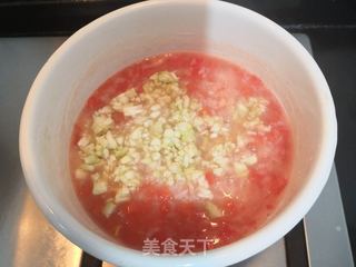 西红柿丝瓜补钙粥的做法步骤:20